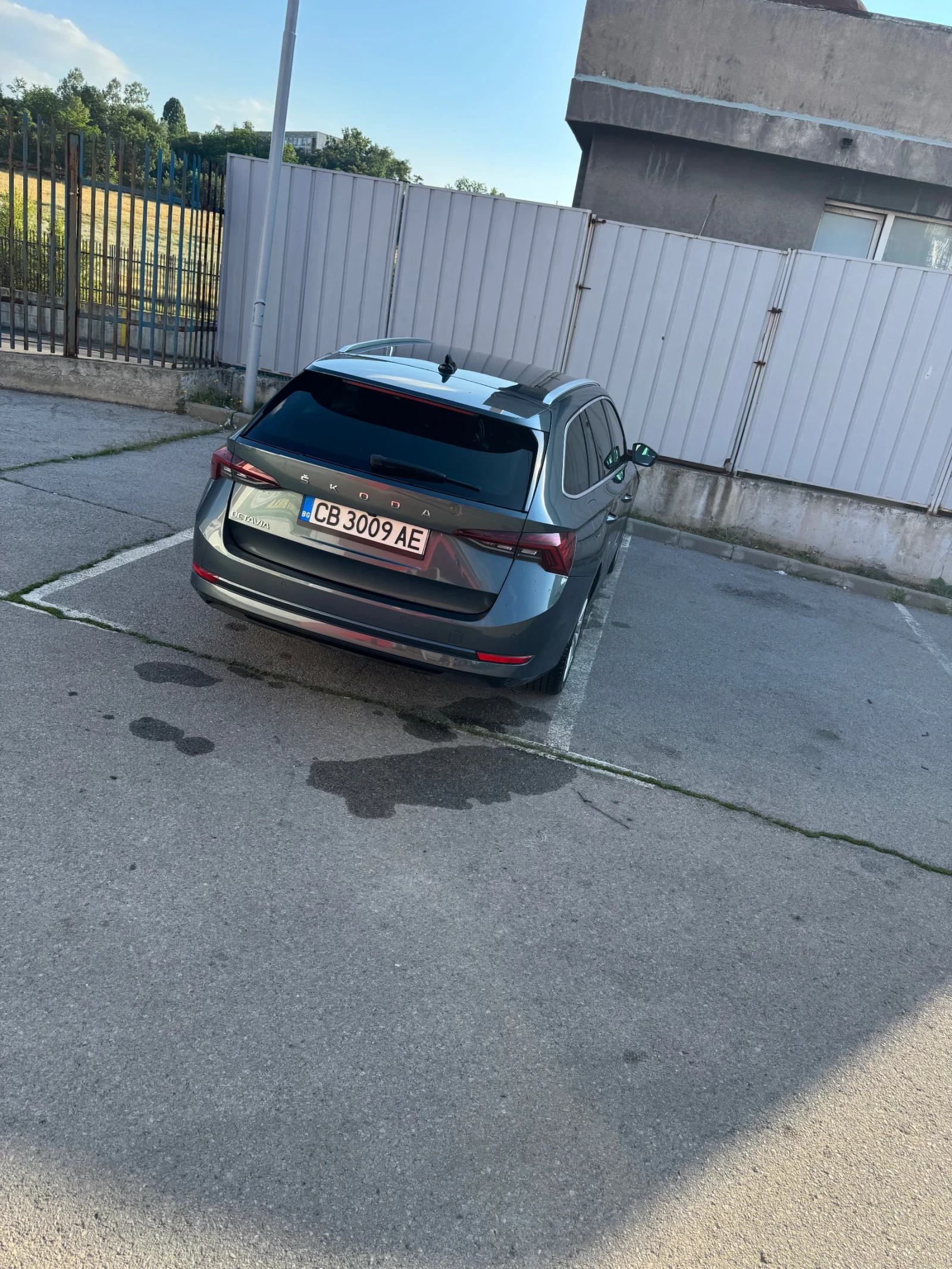 Skoda Octavia 1.5 TSI, снимка 2 - Автомобили и джипове - 55151464
