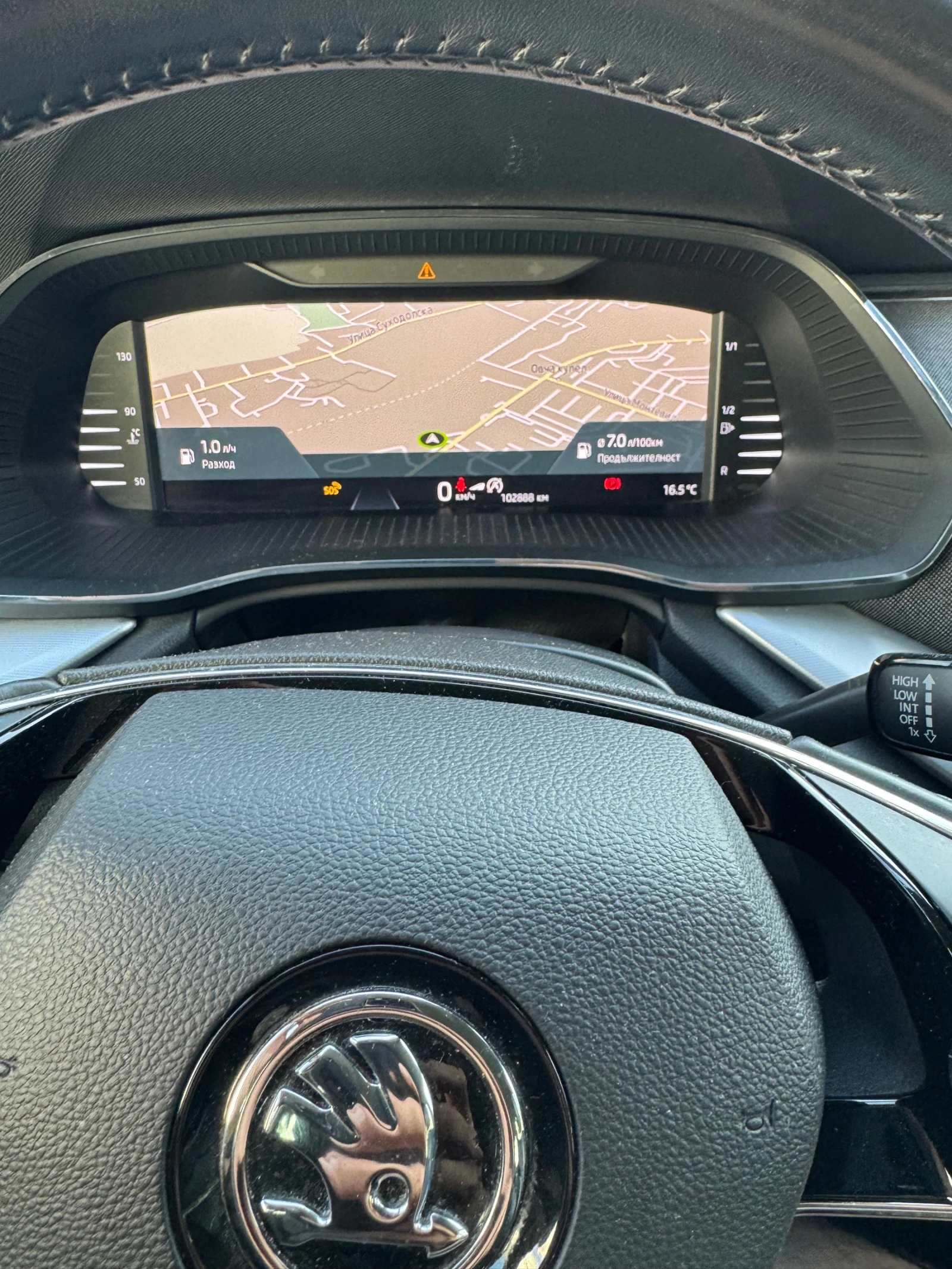Skoda Octavia 1.5 TSI, снимка 3 - Автомобили и джипове - 55151464