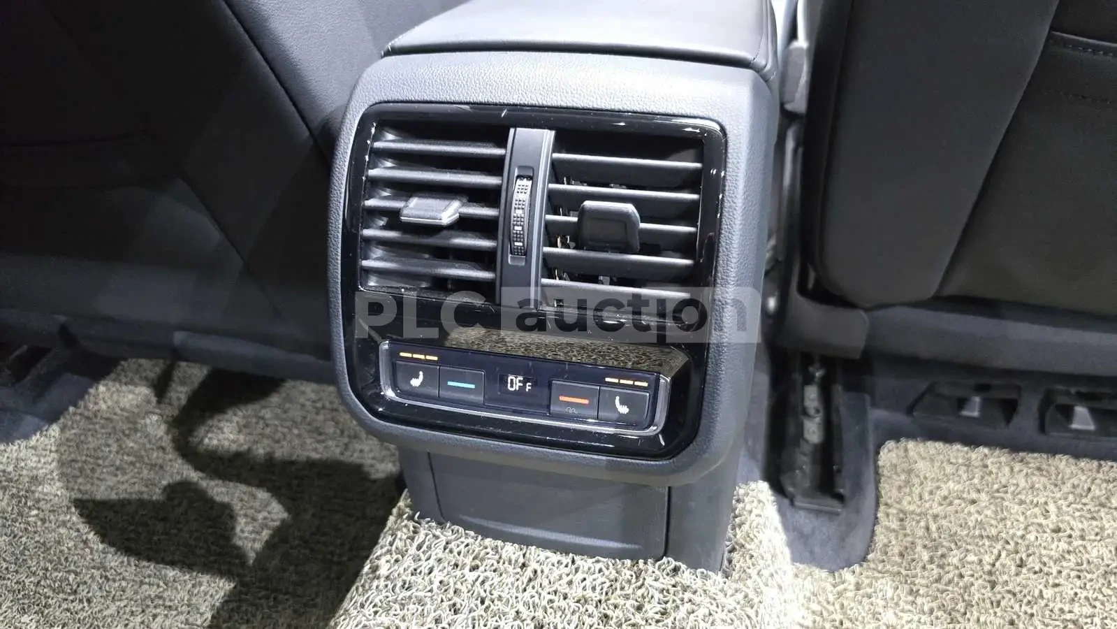 VW Arteon PRESTIGE HEAD UP/360/PANORAMA/ПОДГРЕВ/ОБДУХВАНЕ/, снимка 16 - Автомобили и джипове - 55156668