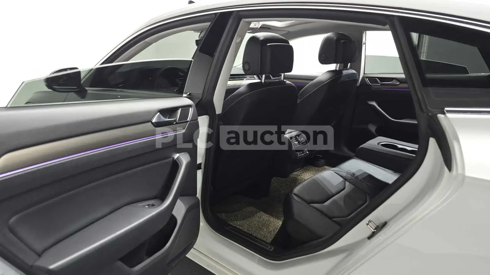 VW Arteon PRESTIGE HEAD UP/360/PANORAMA/ПОДГРЕВ/ОБДУХВАНЕ/, снимка 14 - Автомобили и джипове - 55156668