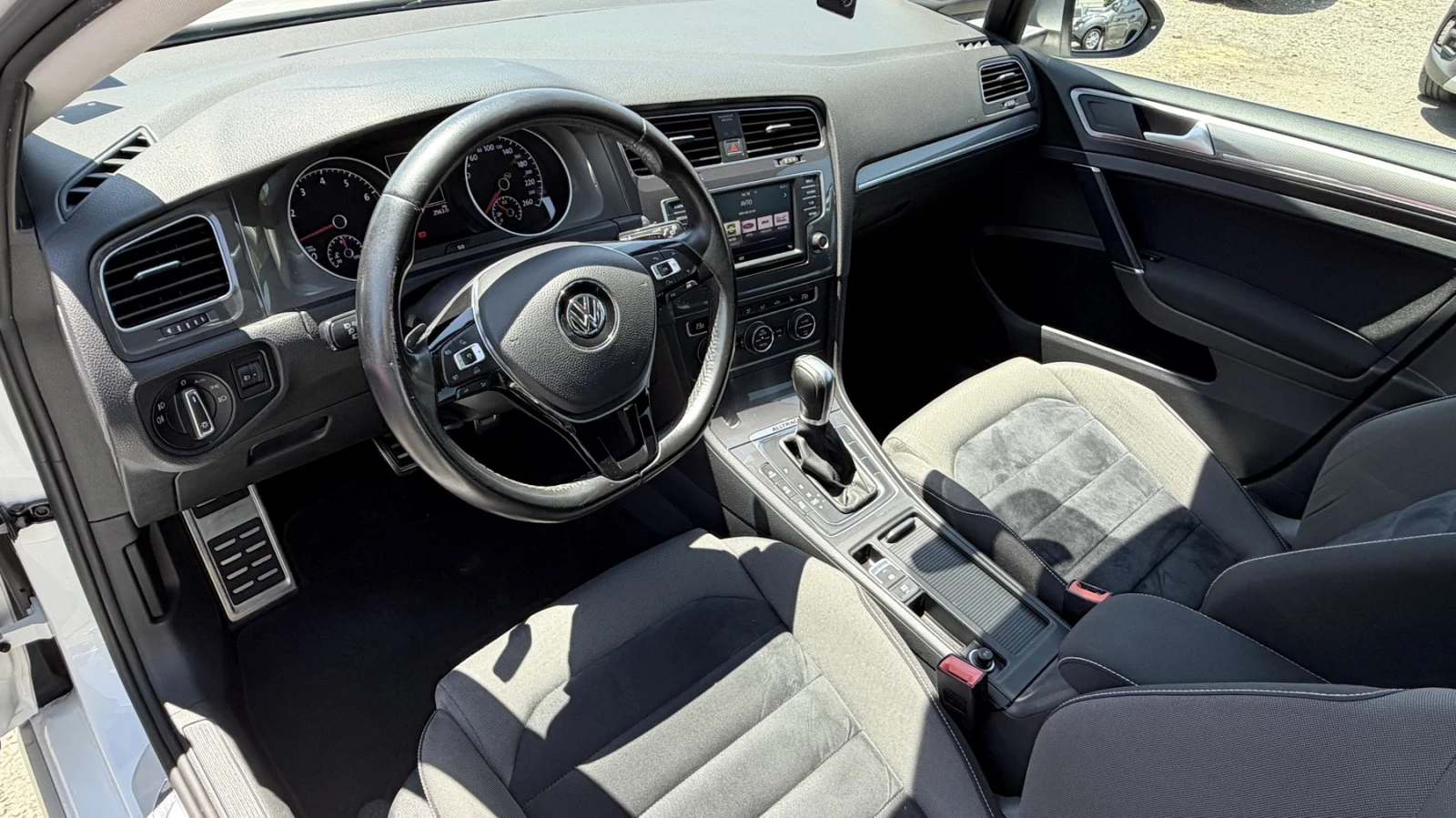 VW Alltrack, снимка 11 - Автомобили и джипове - 55224907