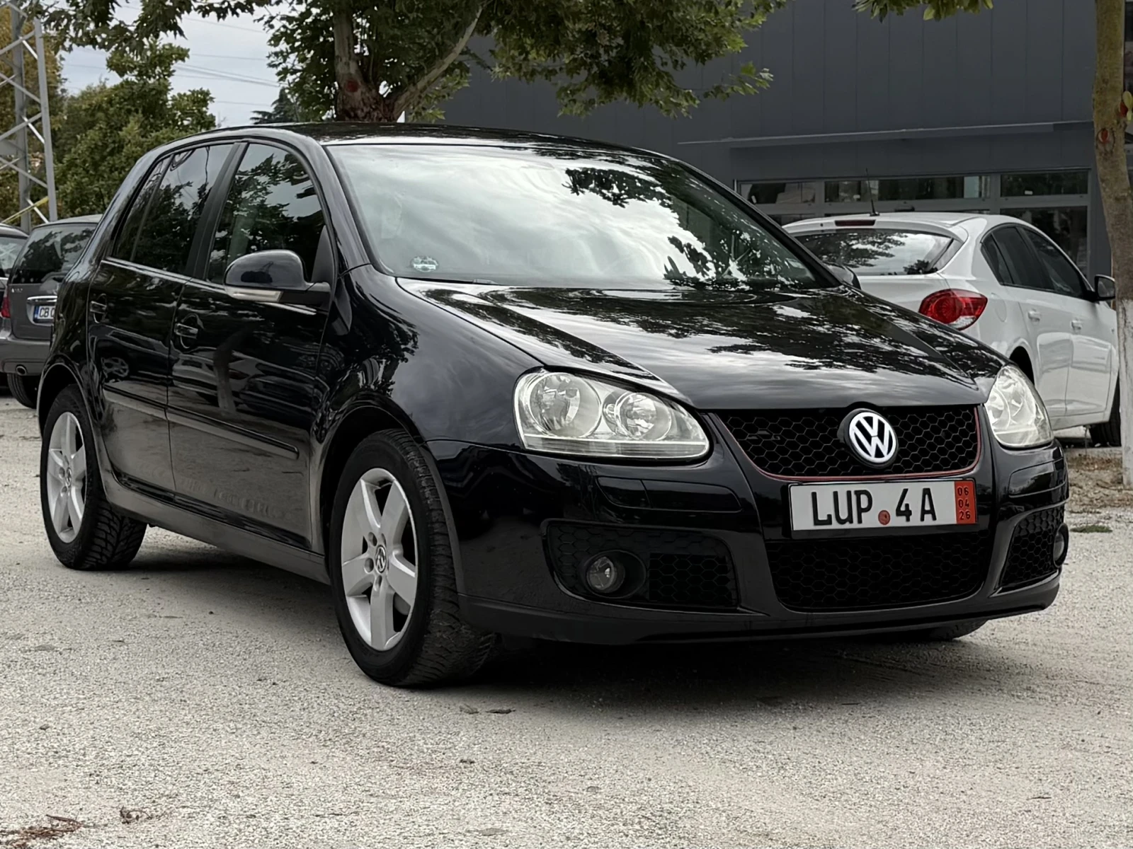 VW Golf V/1.6i/102ps, снимка 3 - Автомобили и джипове - 56271892