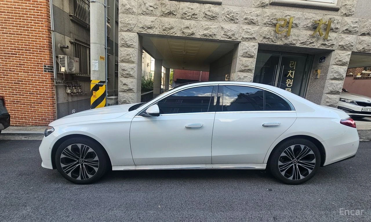 Mercedes-Benz E 220 E220d 4MATIC Exclusive | Mobile.bg � ����������� 4