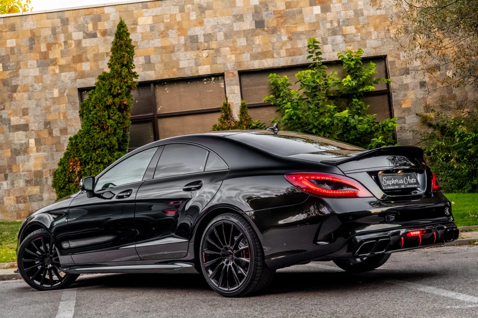 Mercedes-Benz CLS 400 i* AMG PERFORMANCE* BLACK SERIES* MULTIBEAM* 3XTV | Mobile.bg � ����������� 3
