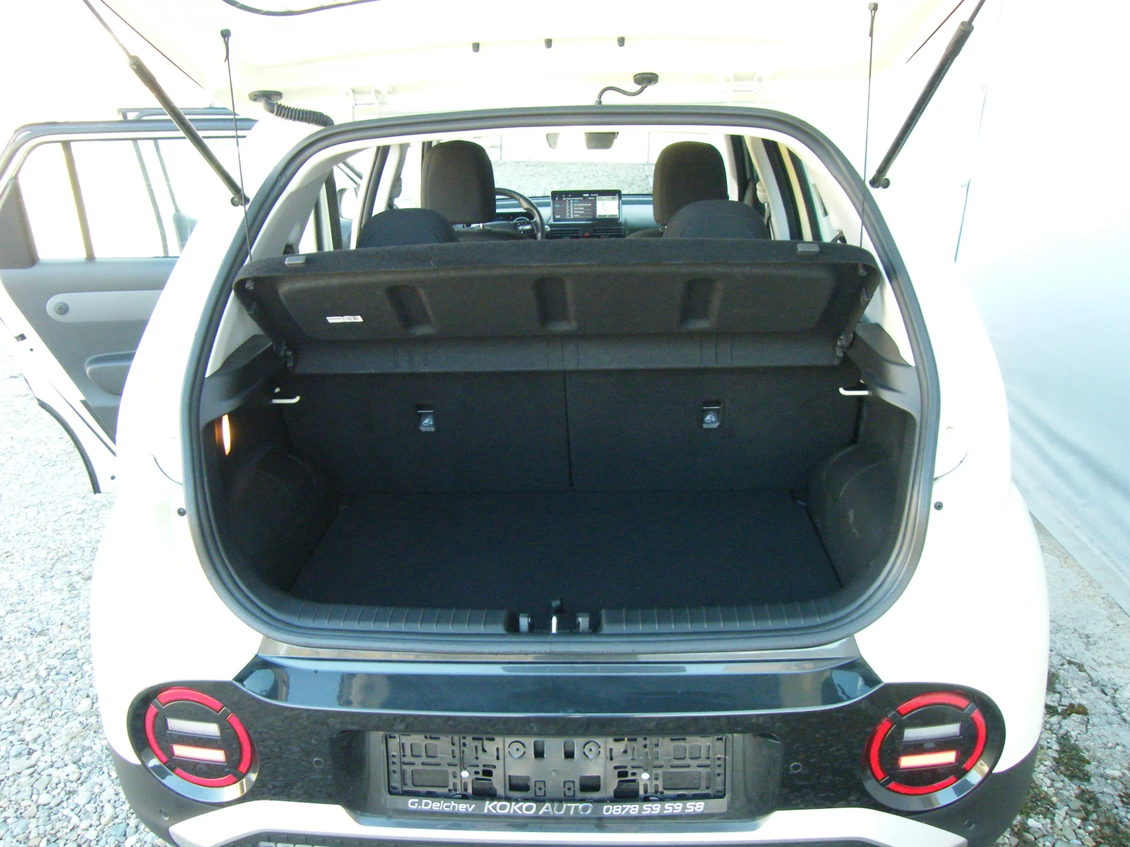 Hyundai Inster, снимка 10 - Автомобили и джипове - 56707011