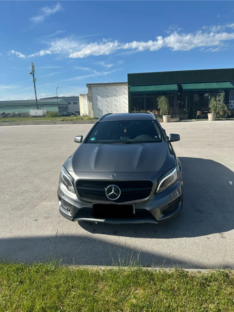 Mercedes-Benz GLA 220