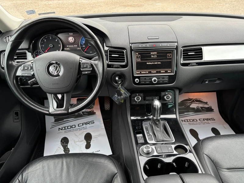 VW Touareg 3.0 TDI V6 4Motion, снимка 7 - Автомобили и джипове - 52567468