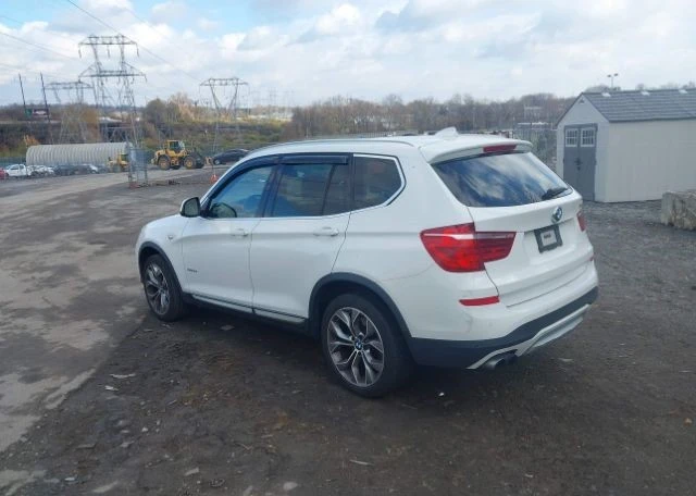 BMW X3 XDRIVE* PANO* ПОДГРЕВ* HARMAN/KARDON* КРАЙНА ЦЕНА, снимка 3 - Автомобили и джипове - 48372663