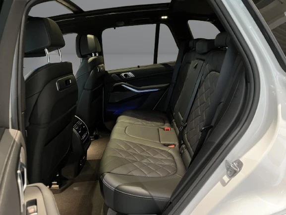 BMW X5 30d xDrive = M-Sport = Shadow Line Гаранция, снимка 12 - Автомобили и джипове - 52638055