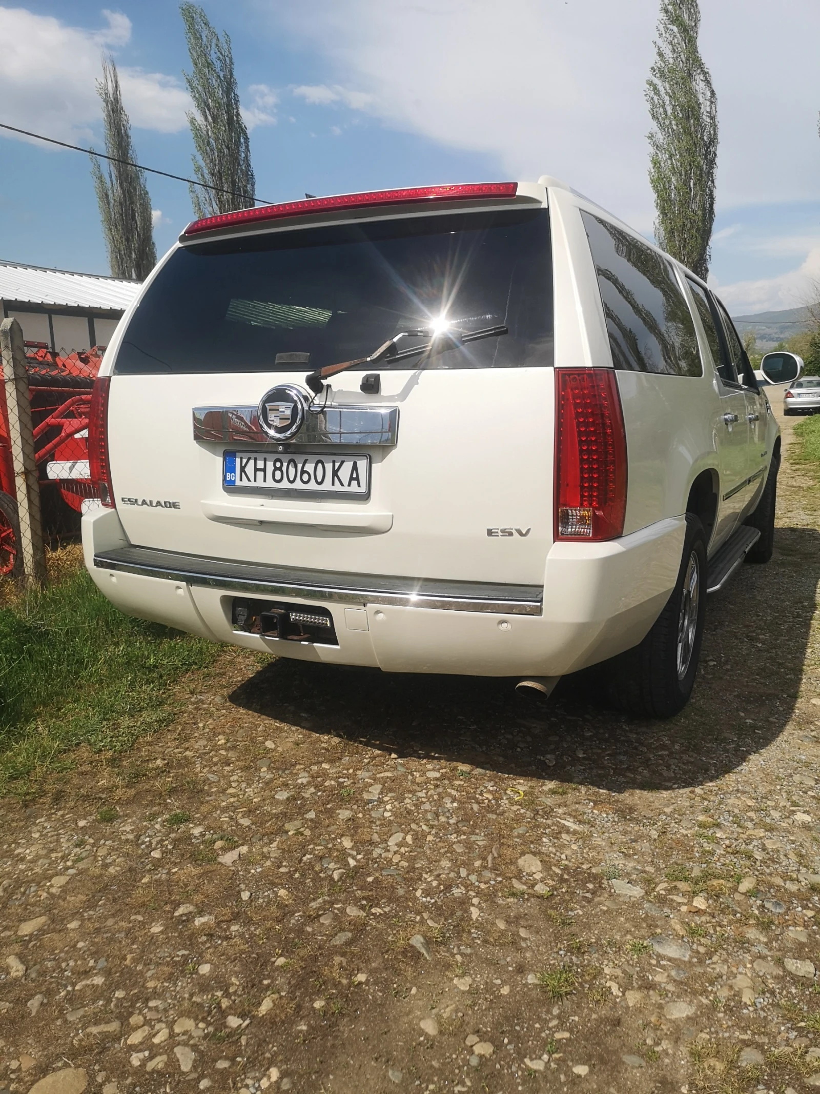 Cadillac Escalade Escalade ESV  - изображение 2