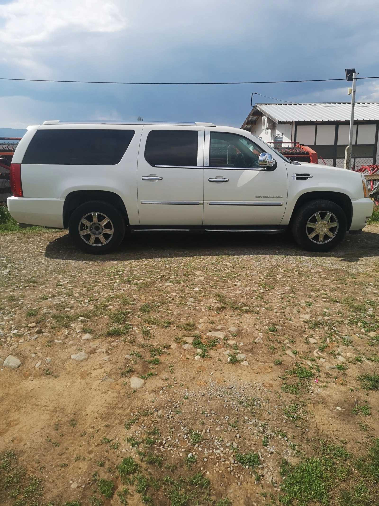Cadillac Escalade Escalade ESV  - изображение 6