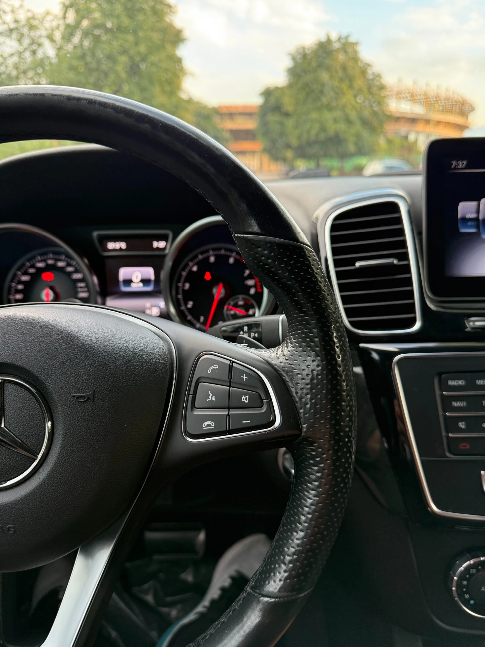Mercedes-Benz GLE 400 AMG 9G Top - изображение 10
