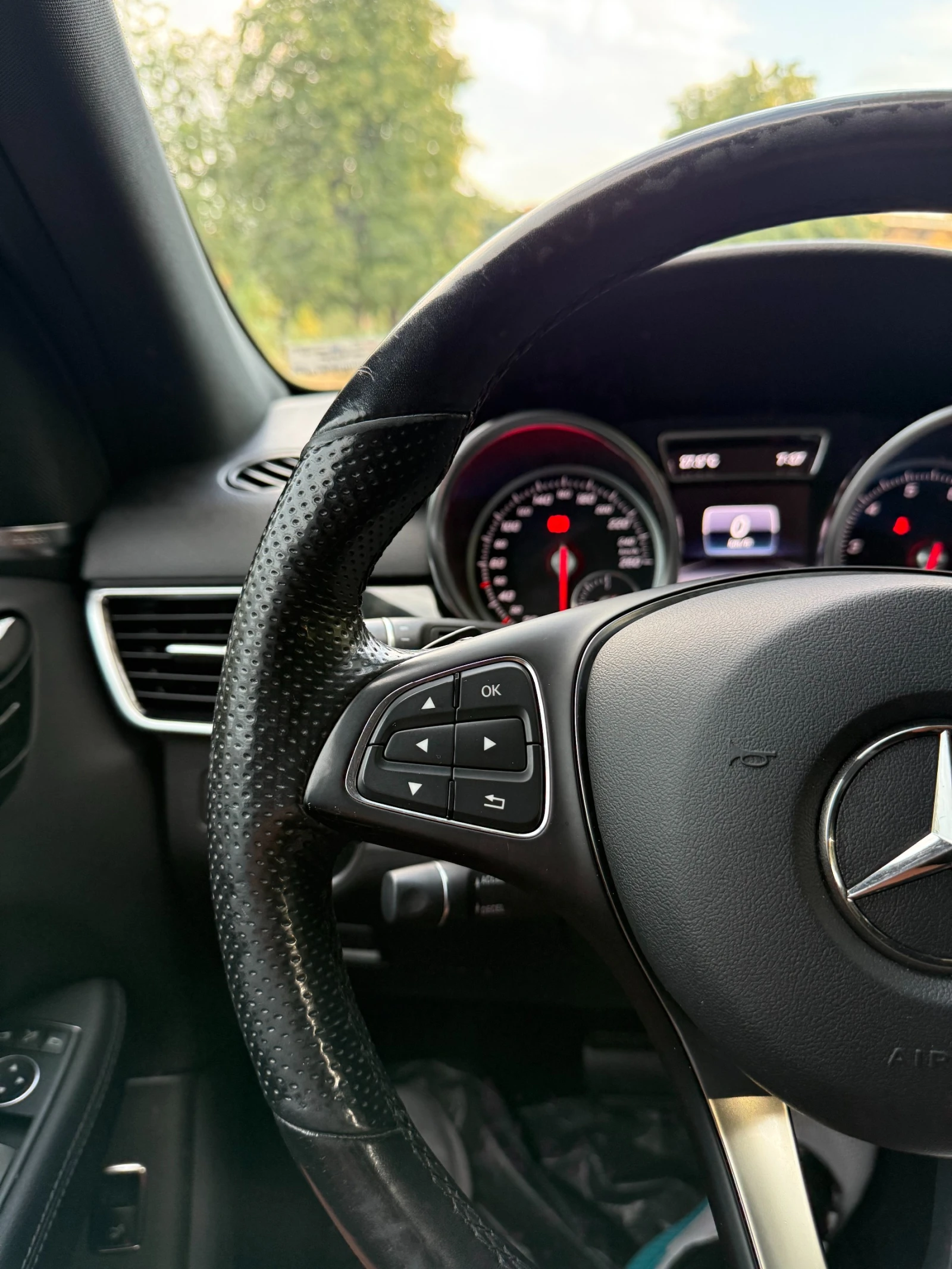 Mercedes-Benz GLE 400 AMG 9G Top - изображение 9