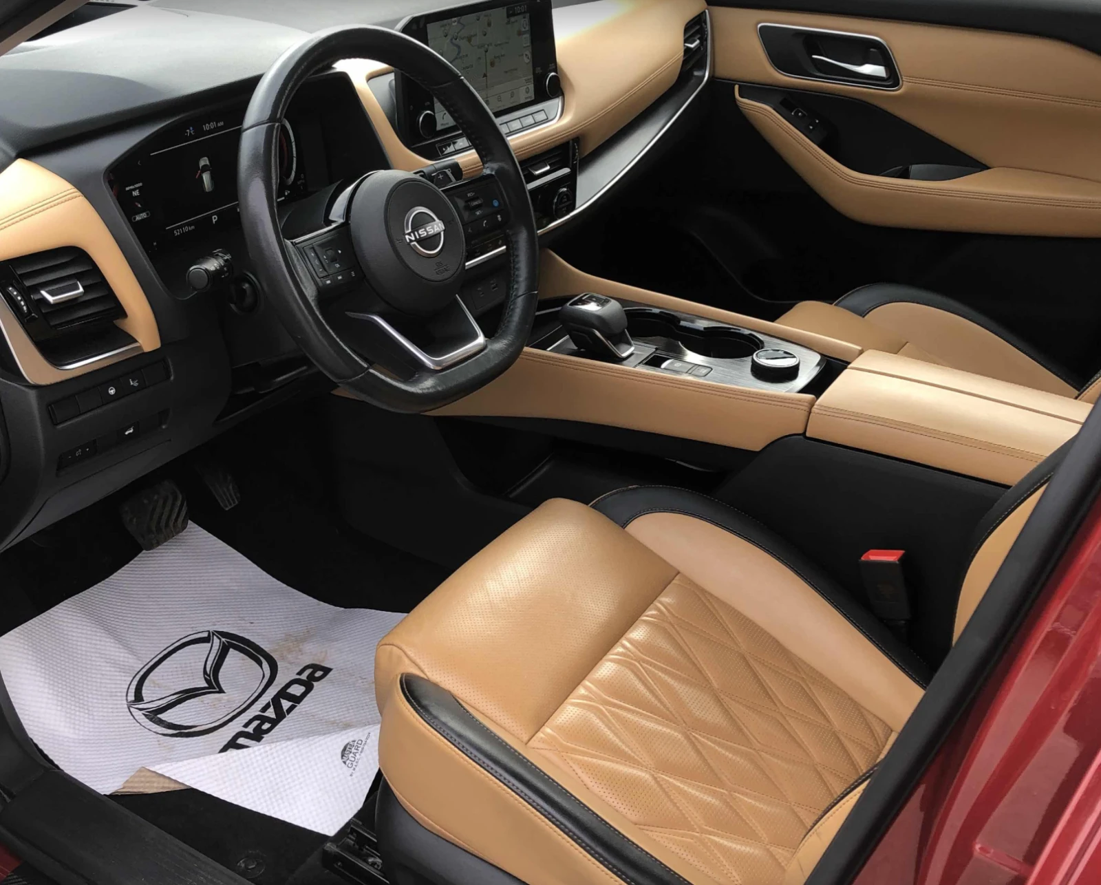 Nissan Rogue Platinum AWD* CarPlay* Sunroof* Camera* Blind Spot, снимка 5 - Автомобили и джипове - 53885259