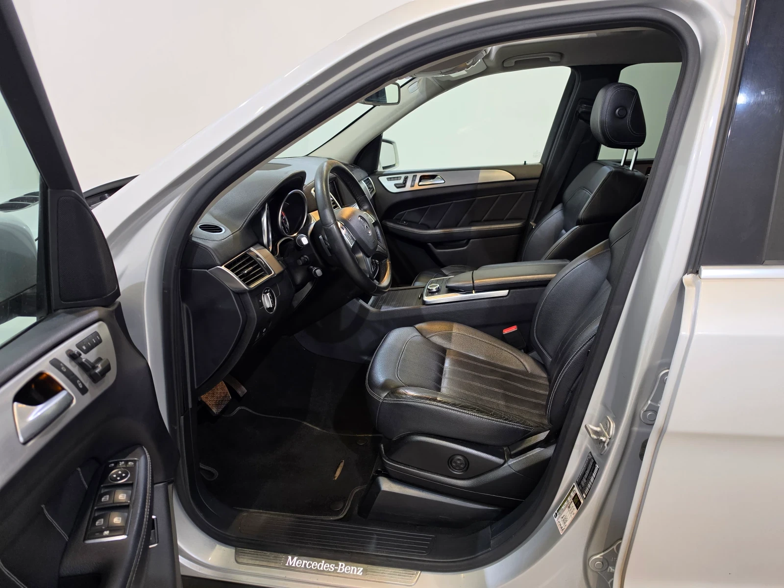 Mercedes-Benz GL GL400, снимка 3 - Автомобили и джипове - 55405757
