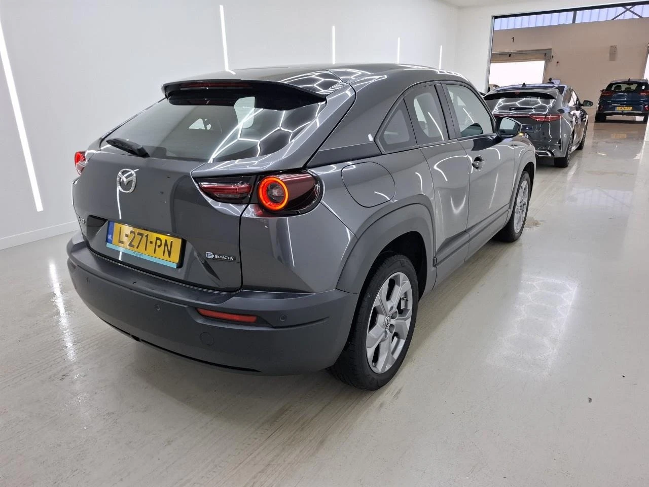 Mazda CX-30 Comfort - Electric, снимка 3 - Автомобили и джипове - 55443392
