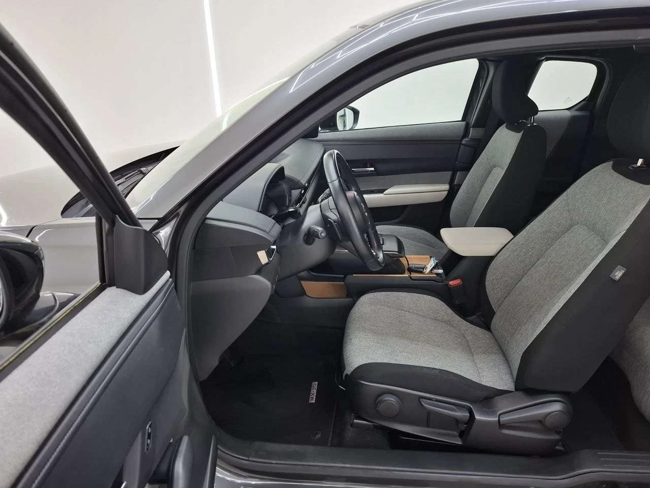 Mazda CX-30 Comfort - Electric, снимка 7 - Автомобили и джипове - 55443392