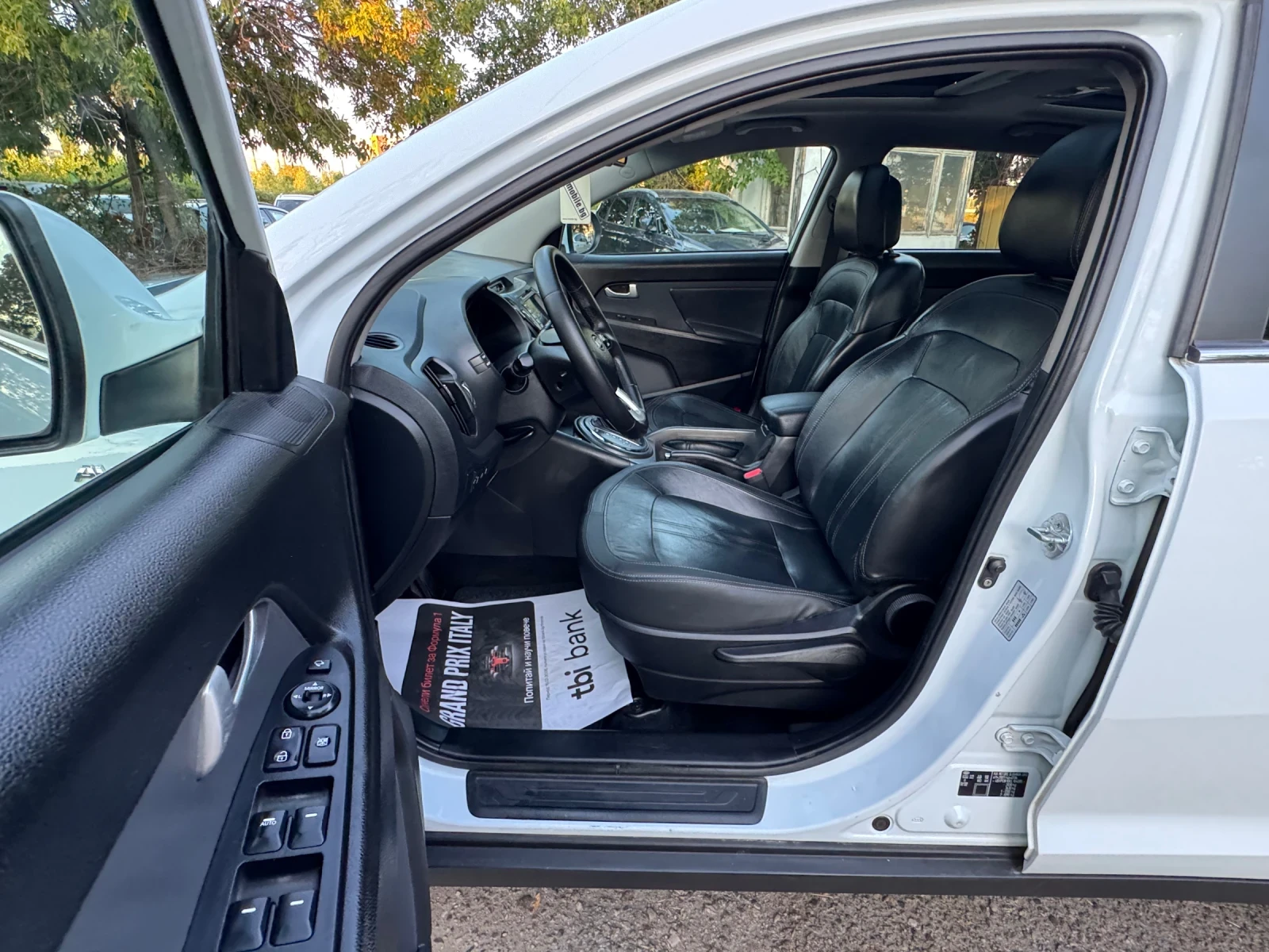 Kia Sportage 4х4 Панорама Нави , снимка 9 - Автомобили и джипове - 55695797