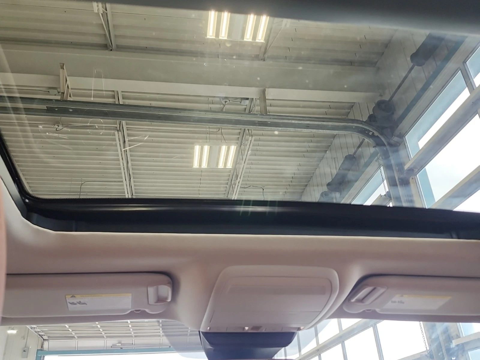 Mazda CX-50  GT W/TURBO / CARFAX / HUD / DIS / 360 / PANO, снимка 16 - Автомобили и джипове - 55825169
