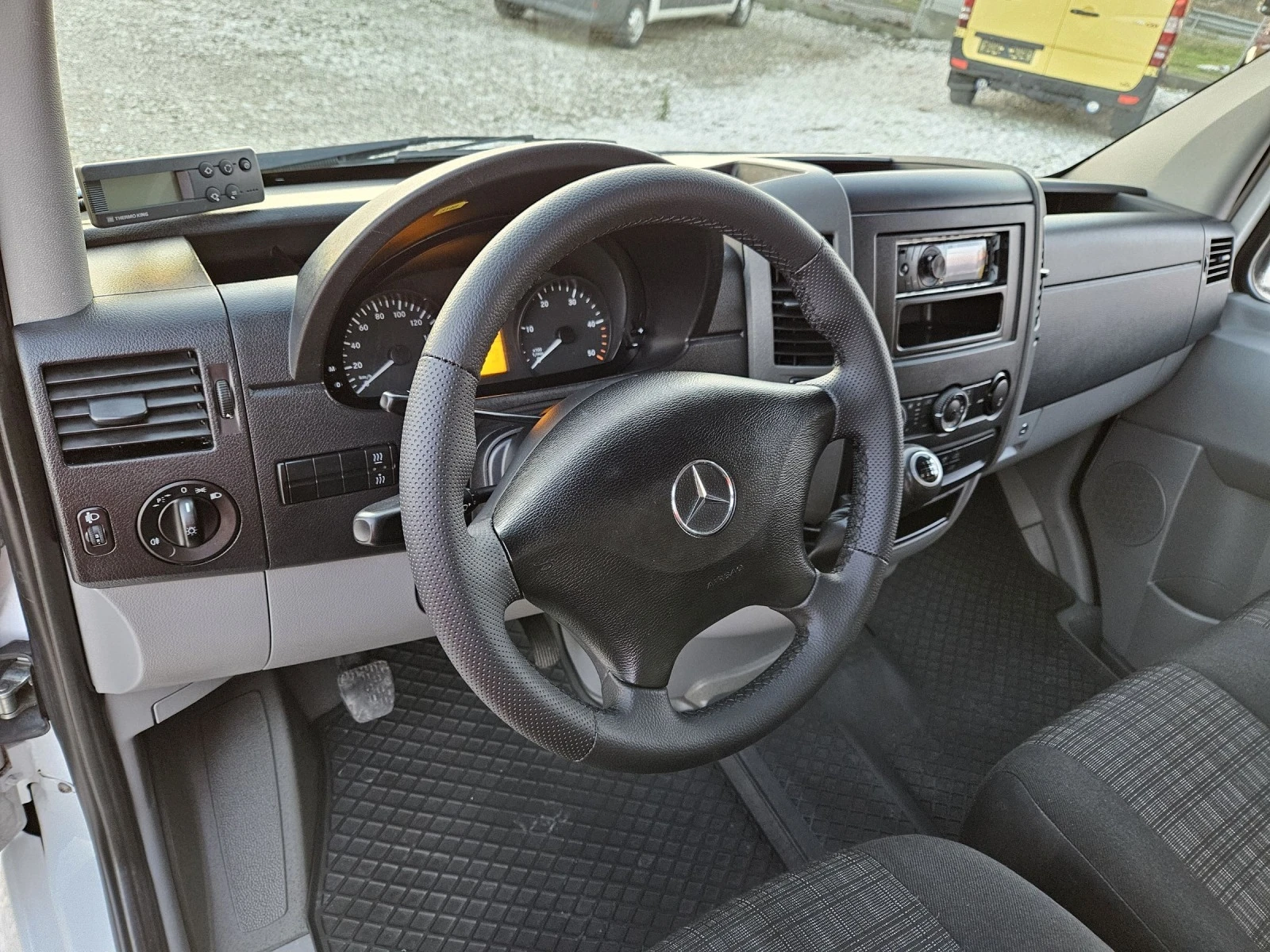 Mercedes-Benz Sprinter 316 ХЛАДИЛЕН - изображение 10