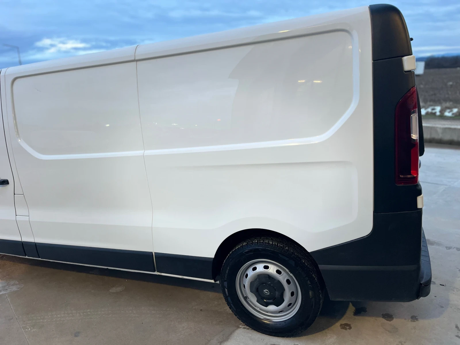 Opel Vivaro 1.6CDTI - изображение 5