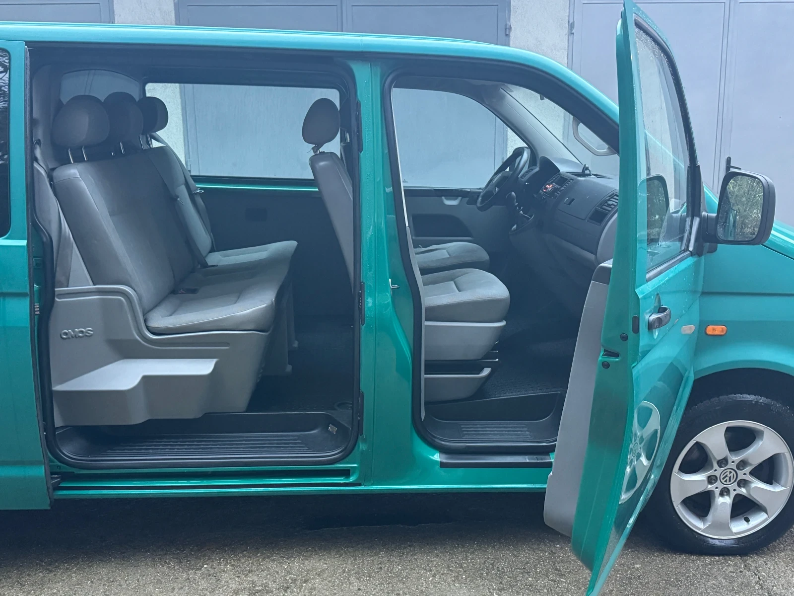 VW T5 2.5 ТDI KЛИМАТИК МАКСИ БАЗА, снимка 7 - Бусове и автобуси - 54383605