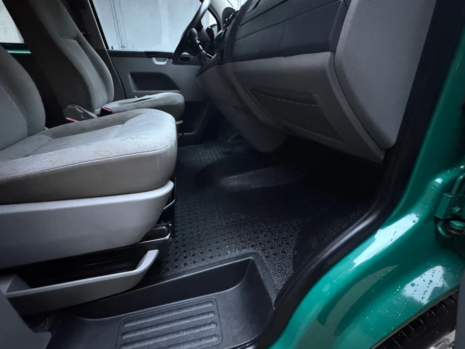 VW T5 2.5 ТDI KЛИМАТИК МАКСИ БАЗА, снимка 8 - Бусове и автобуси - 54383605