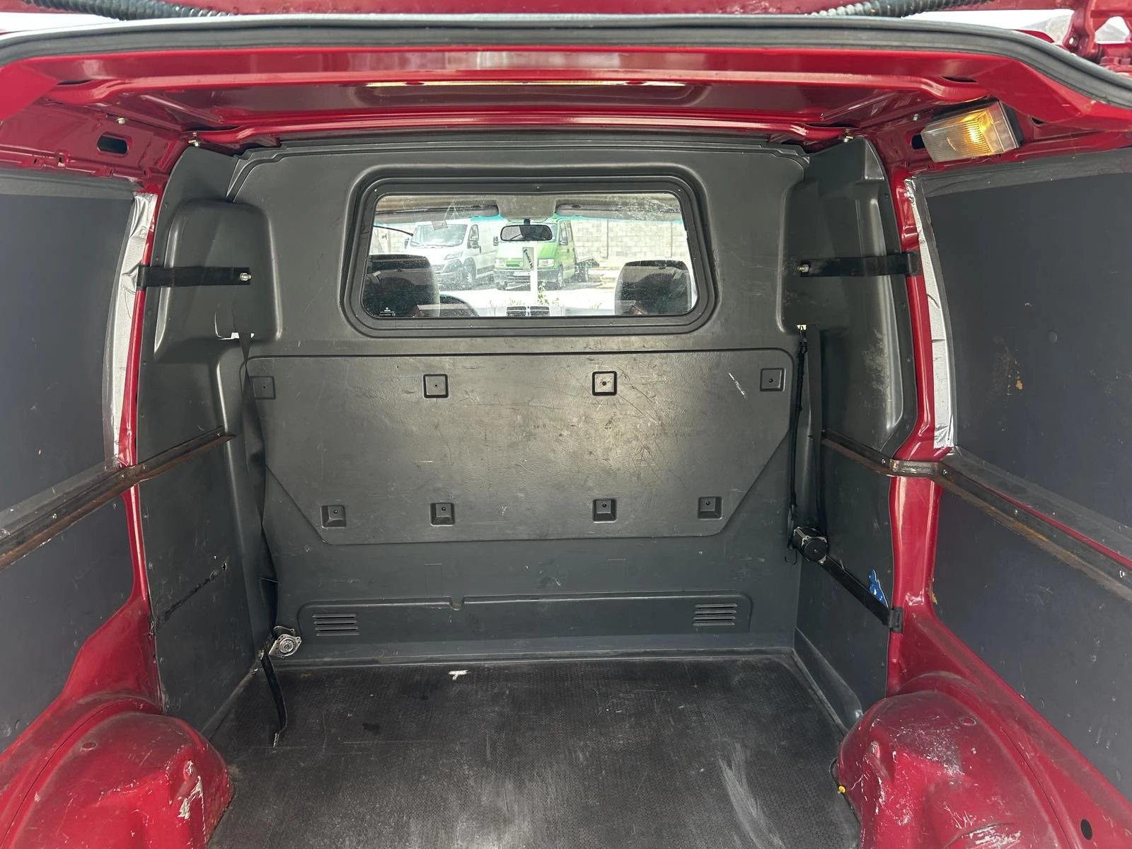 Mercedes-Benz Vito, снимка 12 - Бусове и автобуси - 54519273