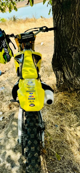  Suzuki Rmz