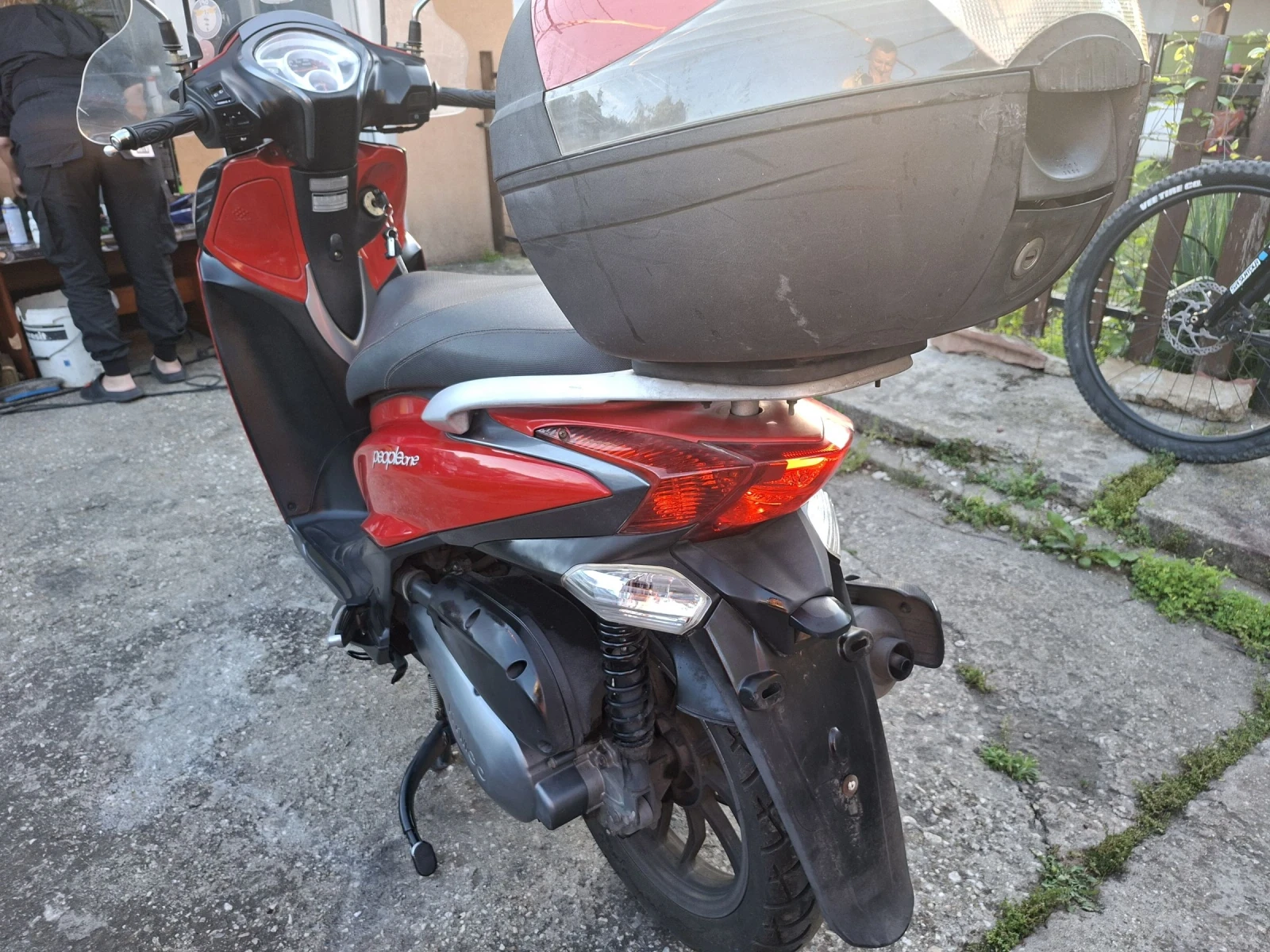 Kymco People One 125i нмого лек и пъргав става за А1категория, снимка 8 - Мотоциклети и мототехника - 54722835