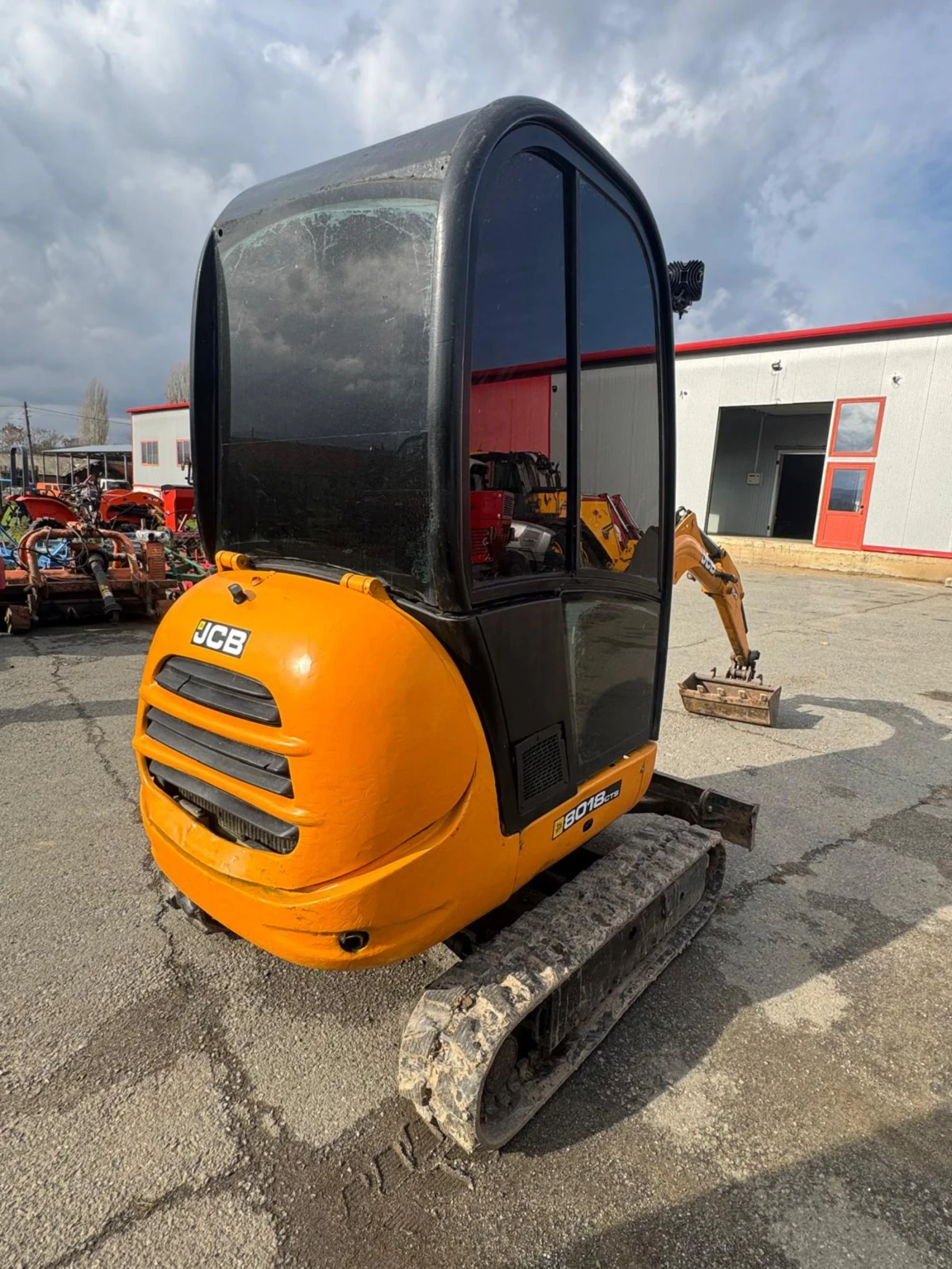 Багер JCB C 8018 - изображение 4