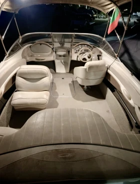 Моторна яхта Maxum 1800SR, снимка 16