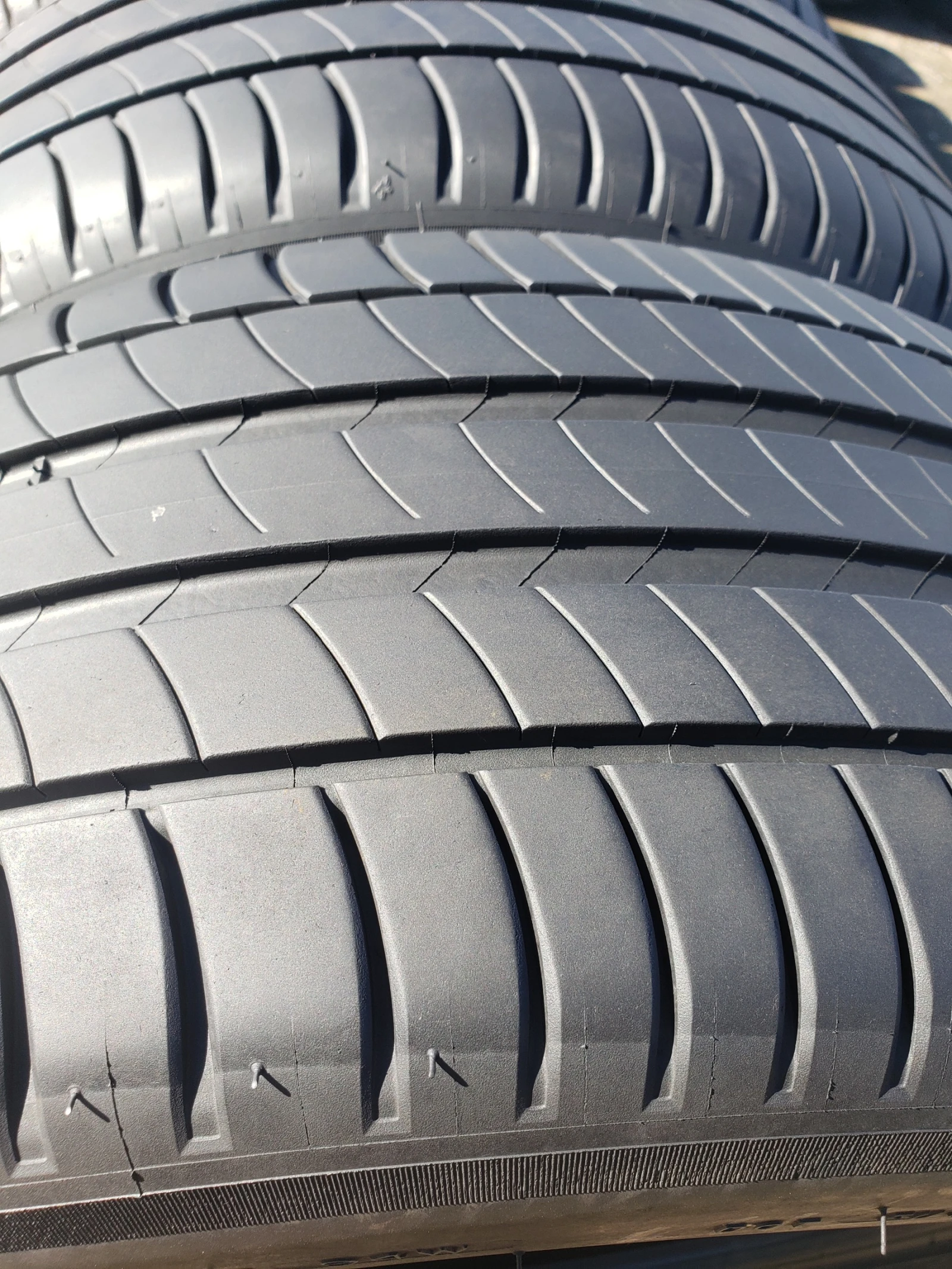 ���� 235/45R17 | Mobile.bg � ����������� 4