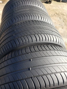 Гуми Летни 235/45R17, снимка 3 - Гуми и джанти - 53267152