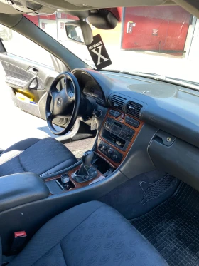 Mercedes-Benz 220 - 2500 € / 4889.57 лв. - 11369969 9