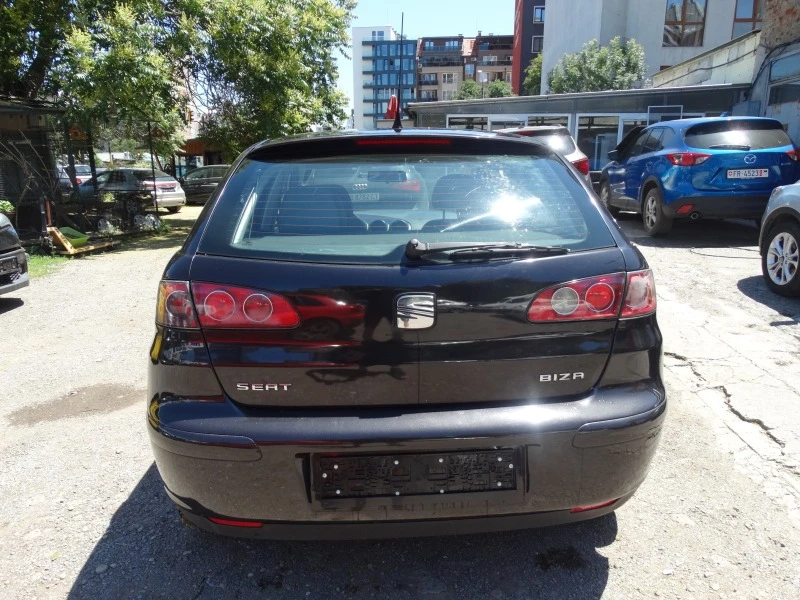 Seat Ibiza 1.2 I , снимка 5 - Автомобили и джипове - 46085112