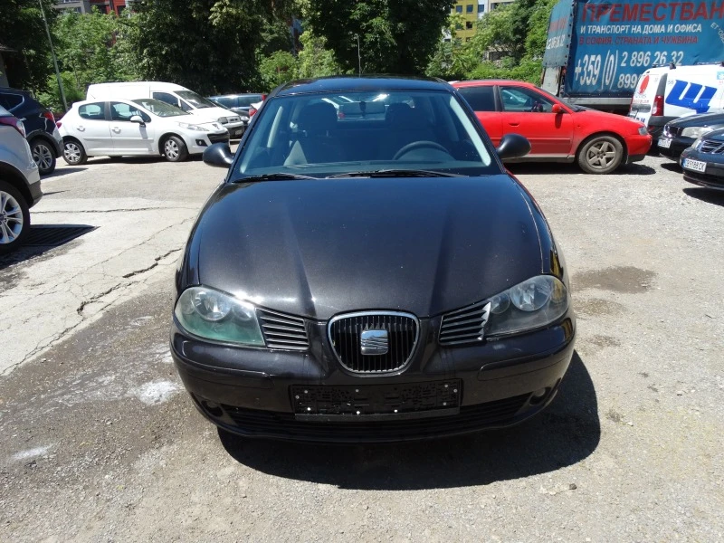 Seat Ibiza 1.2 I , снимка 2 - Автомобили и джипове - 46085112