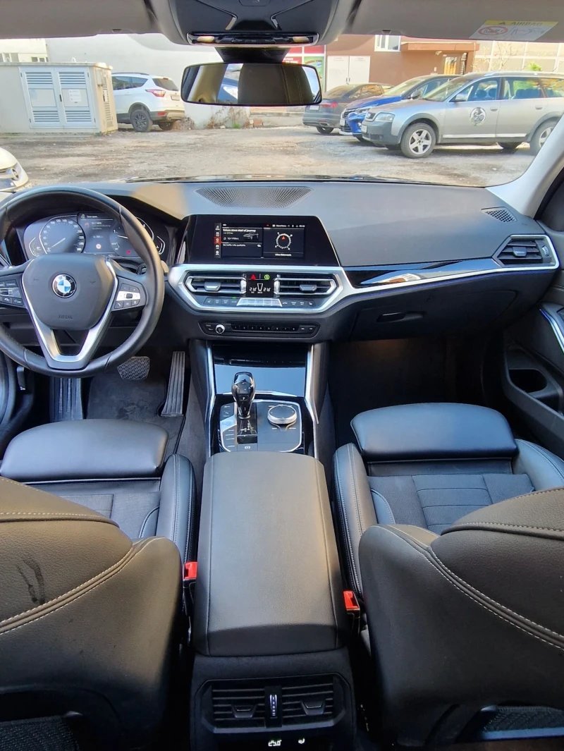 BMW 330 Sport Line, снимка 10 - Автомобили и джипове - 47796791