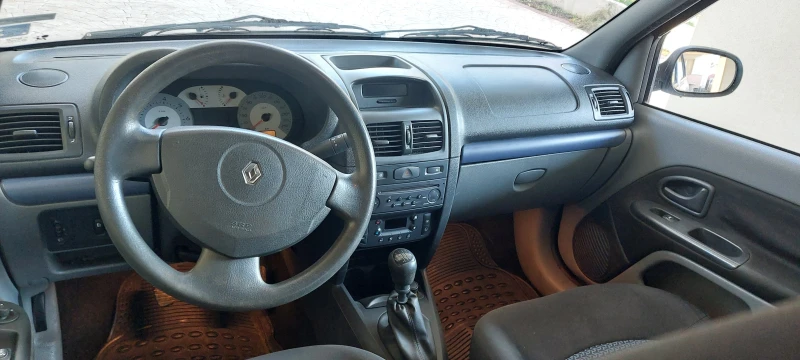 Renault Clio Simbol LPG, снимка 11 - Автомобили и джипове - 48094690