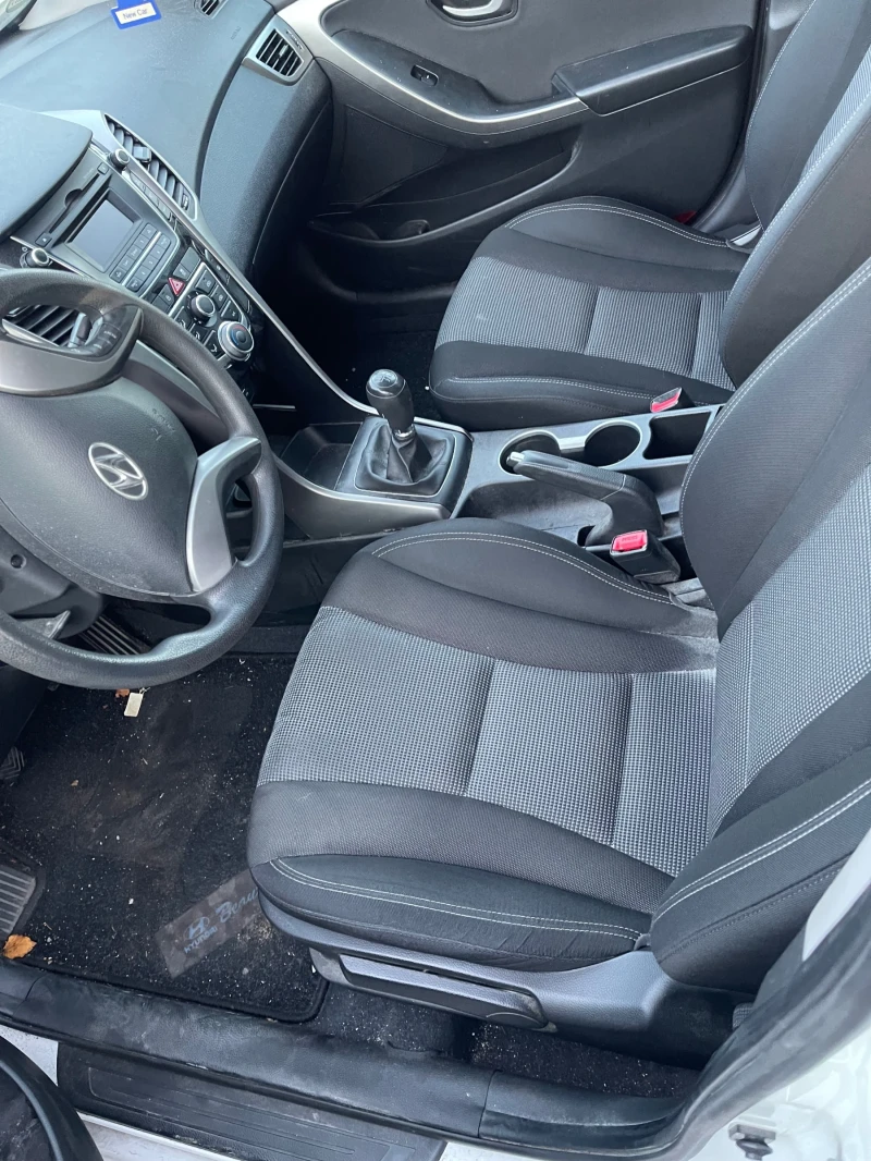 Hyundai I30 1.4, снимка 6 - Автомобили и джипове - 48115172