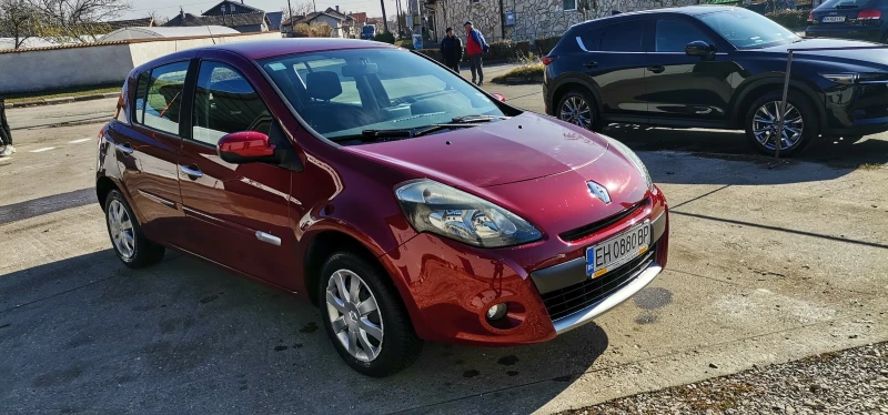 Renault Clio Хечбег, снимка 1 - Автомобили и джипове - 48145070