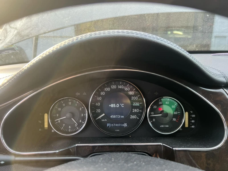 Mercedes-Benz CLS 500, снимка 10 - Автомобили и джипове - 52189314