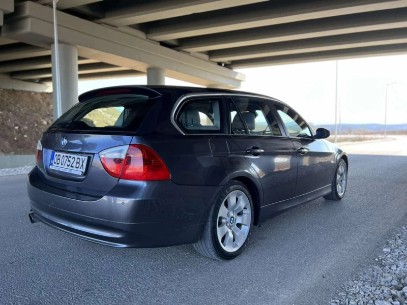 BMW 325 XI, снимка 4 - Автомобили и джипове - 51661111