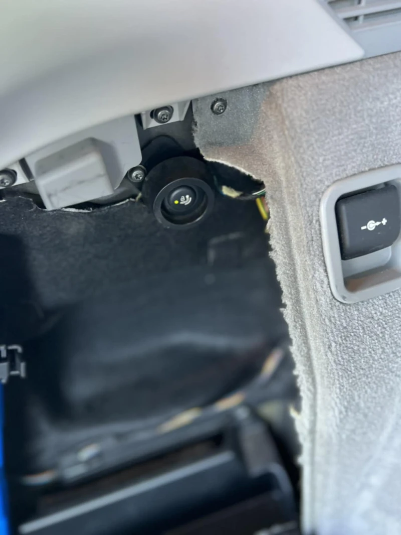 BMW 325 XI, снимка 14 - Автомобили и джипове - 51661111