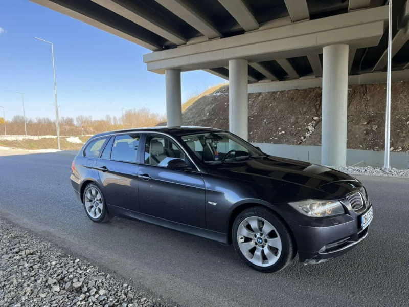 BMW 325 XI, снимка 3 - Автомобили и джипове - 51661111