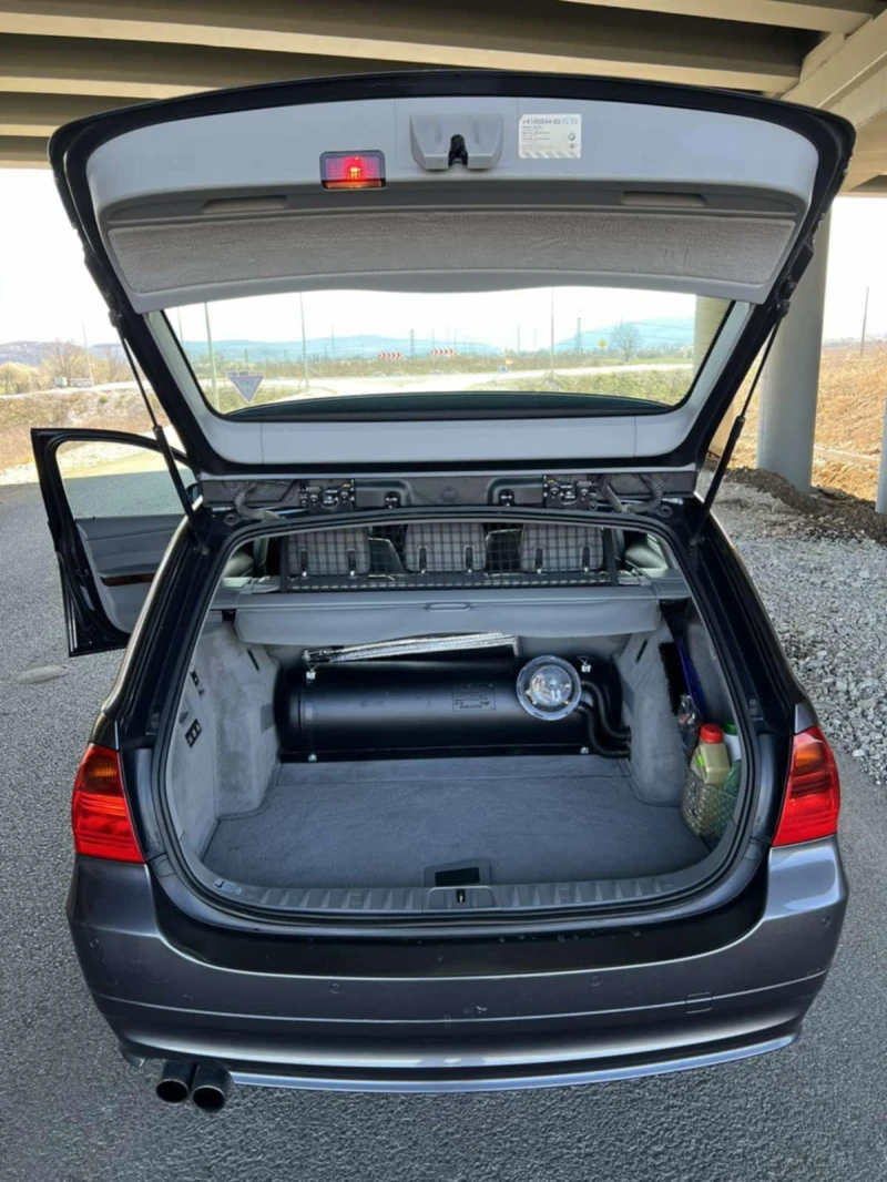 BMW 325 XI, снимка 15 - Автомобили и джипове - 51661111