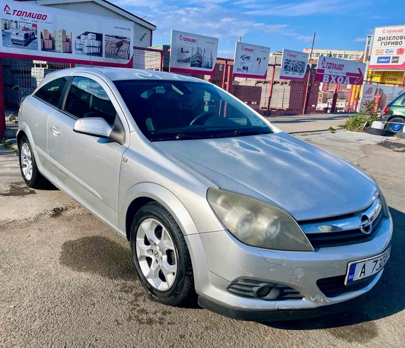 Opel Astra H, снимка 3 - Автомобили и джипове - 51630301