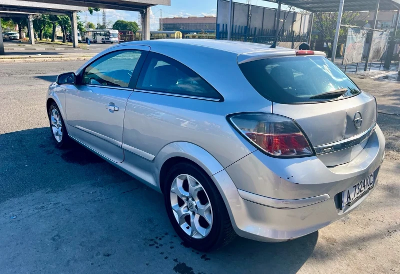 Opel Astra H, снимка 7 - Автомобили и джипове - 51630301