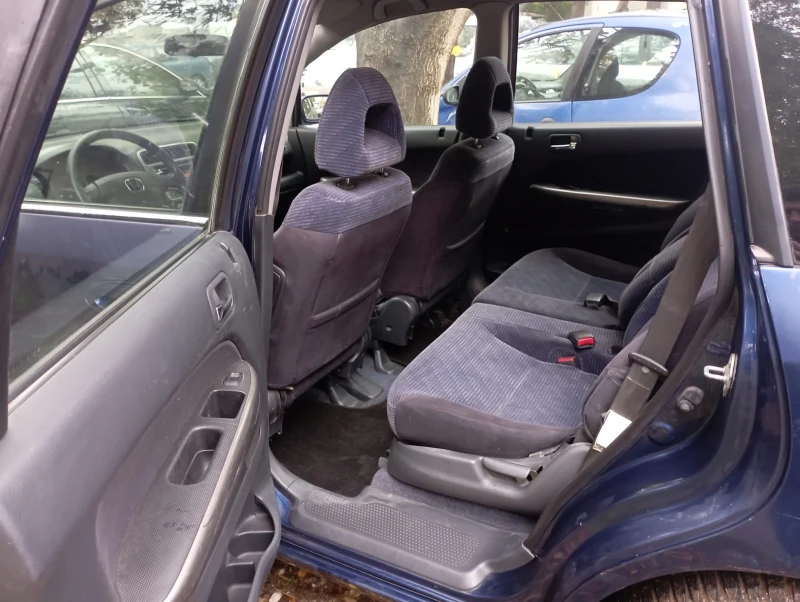 Honda Stream, снимка 6 - Автомобили и джипове - 52340440