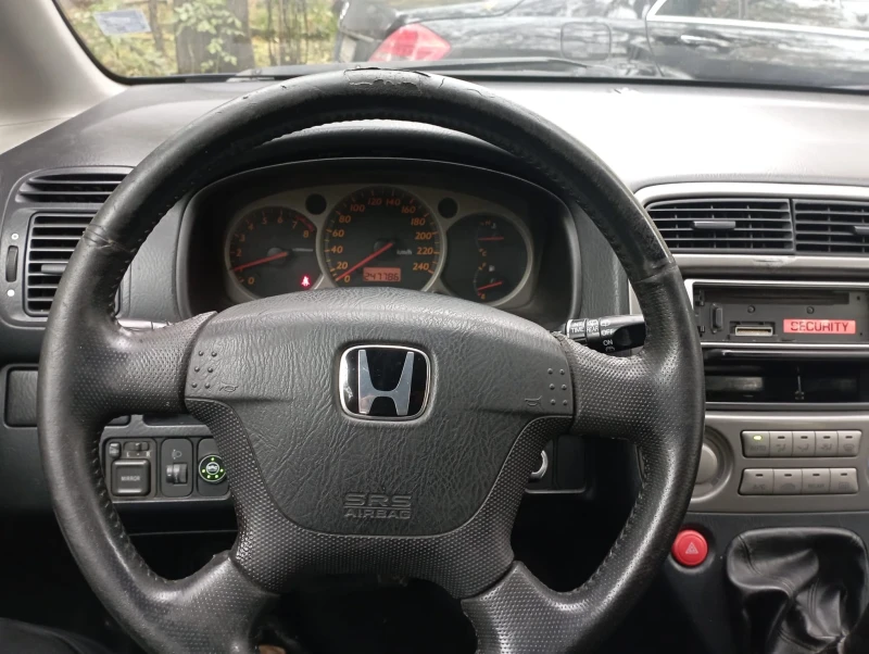 Honda Stream, снимка 8 - Автомобили и джипове - 52340440
